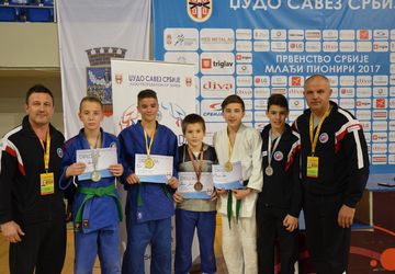 ​Zvezdini pioniri blistali na Prvenstvu Srbije U 12