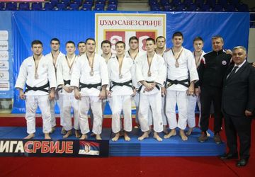 Zvezda pobedom u večitom derbiju osvojila bronzu u Superligi 