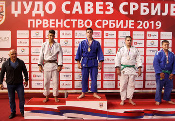 Zvezdini džudisti osvojili pet medalja na Prvenstvu Srbije 