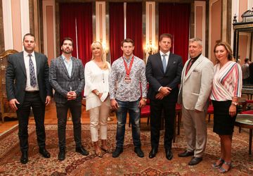 Svečani prijem za Nemanju Majdova u Skupštini grada Beograda 