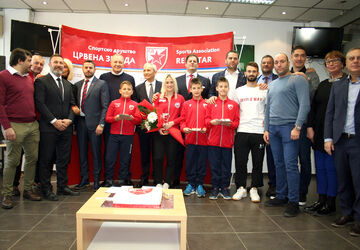 Specijalna plaketa SD Crvena zvezda  "Naš šampion"  Andrei Stojadinov 
